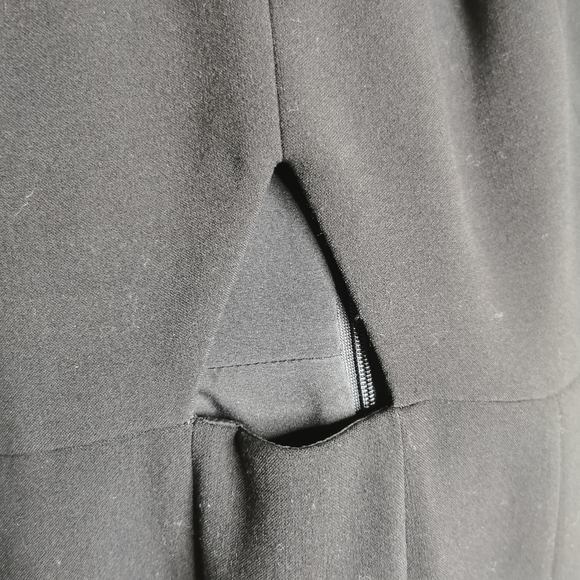 dress - Picture 2 of 5